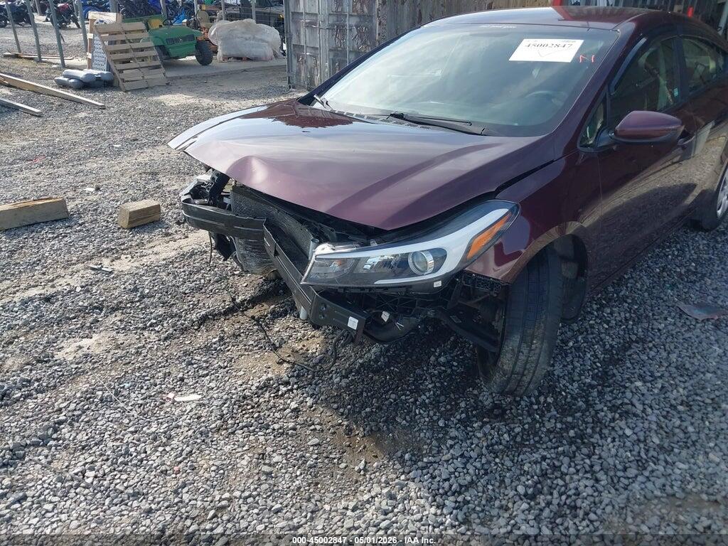 3KPFK4A76JE281768 2018 KIA FORTE photo no. 6