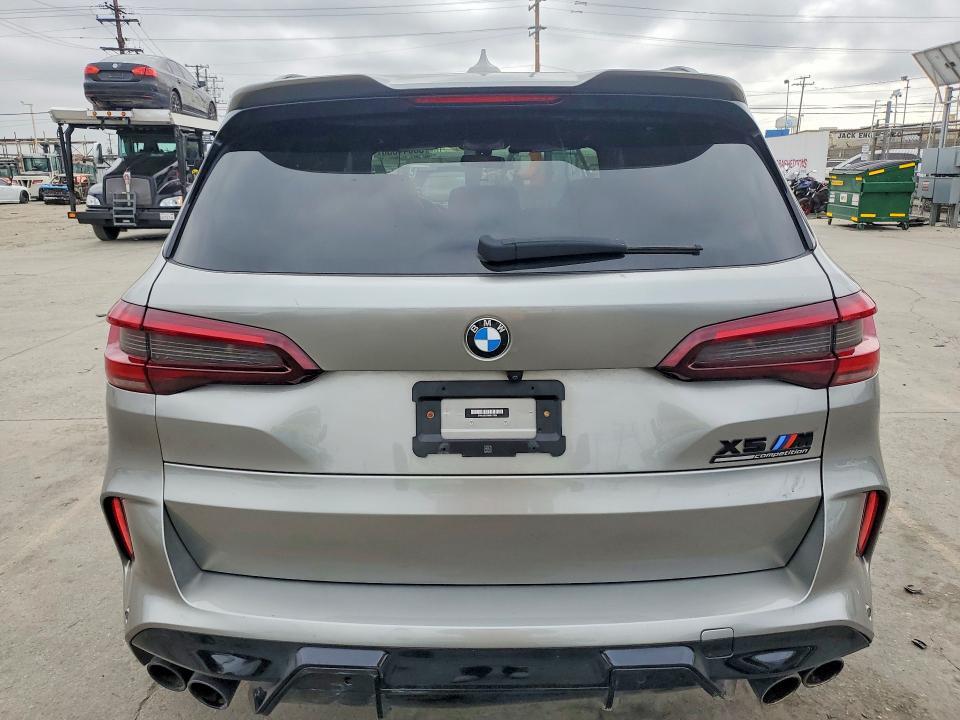 2022 BMW X5 M — Фото 6 из 13