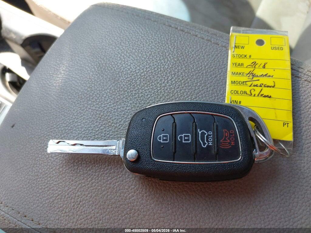 KM8J3CA40JU743309 2018 HYUNDAI TUCSON photo no. 11