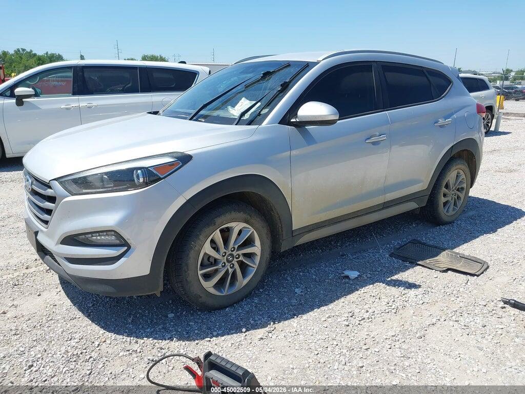 KM8J3CA40JU743309 2018 HYUNDAI TUCSON photo no. 2