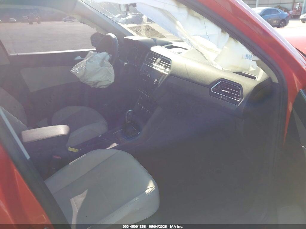 3VV3B7AX0KM160733 2019 VOLKSWAGEN TIGUAN photo no. 5