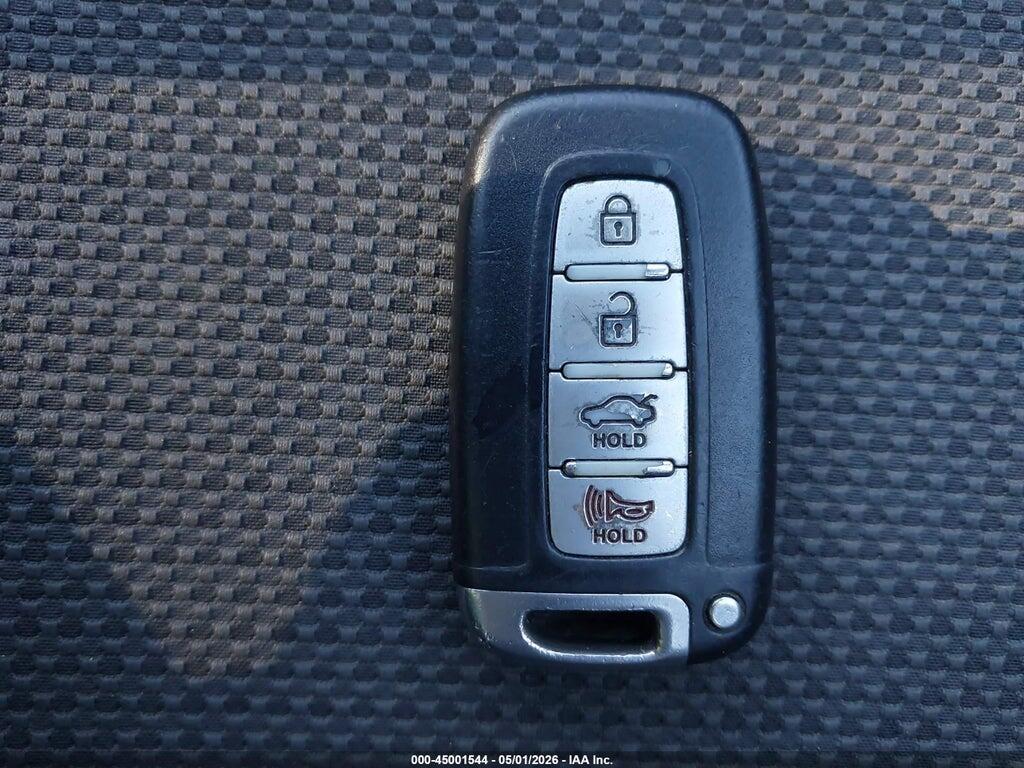 5NPEC4AB8DH799720 2013 HYUNDAI SONATA photo no. 11