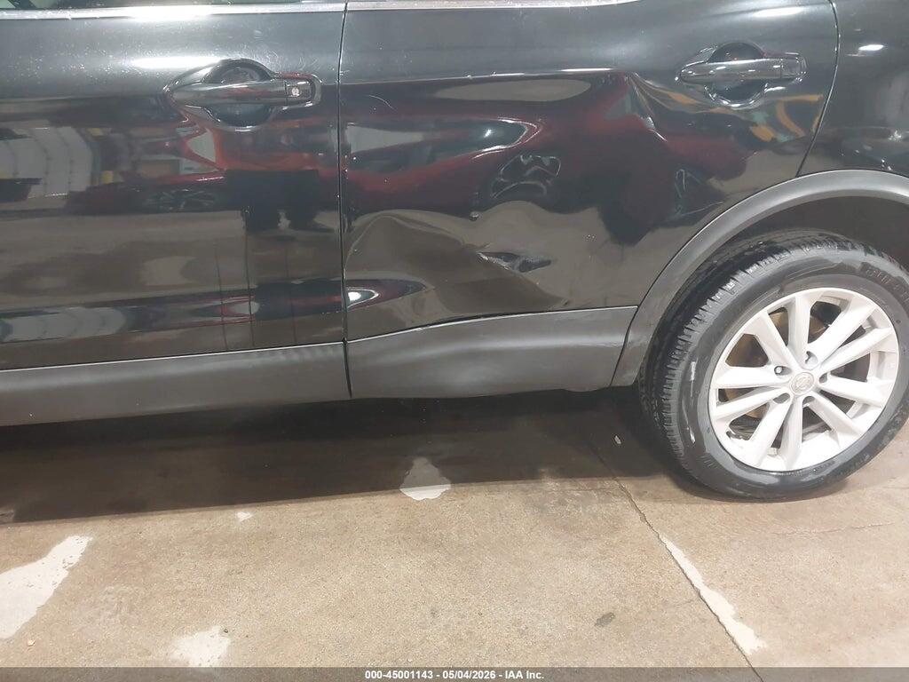 JN1BJ1CR0HW127722 2017 NISSAN ROGUE SPORT photo no. 6