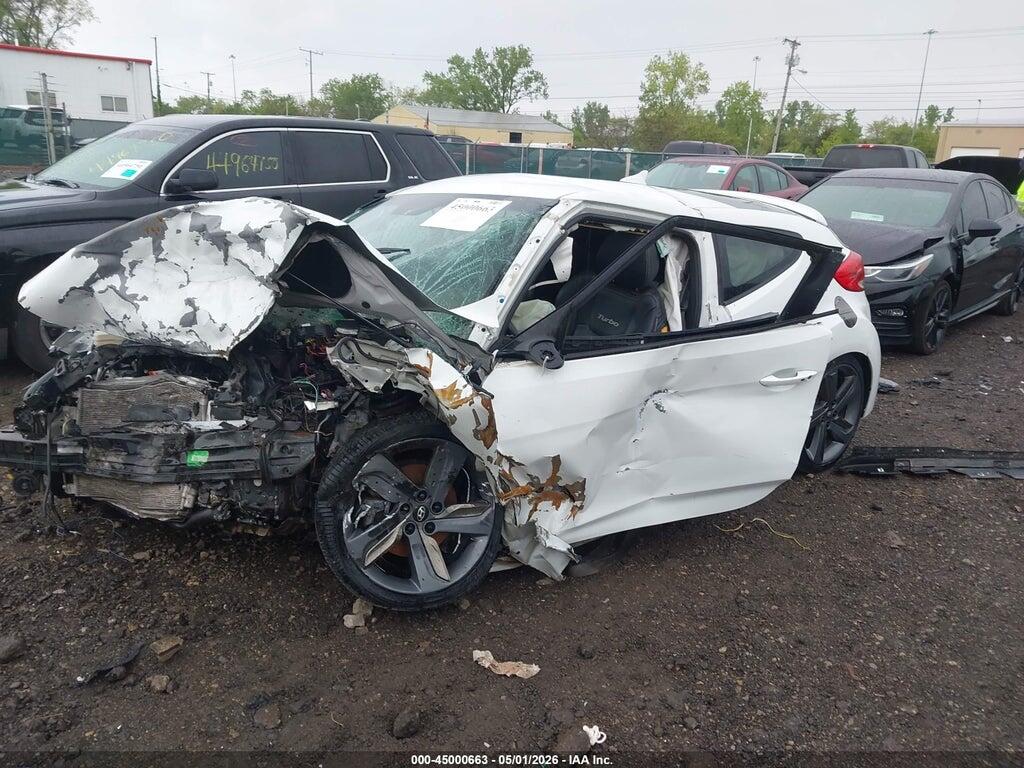 KMHTC6AE3FU235247 2015 HYUNDAI VELOSTER photo no. 2