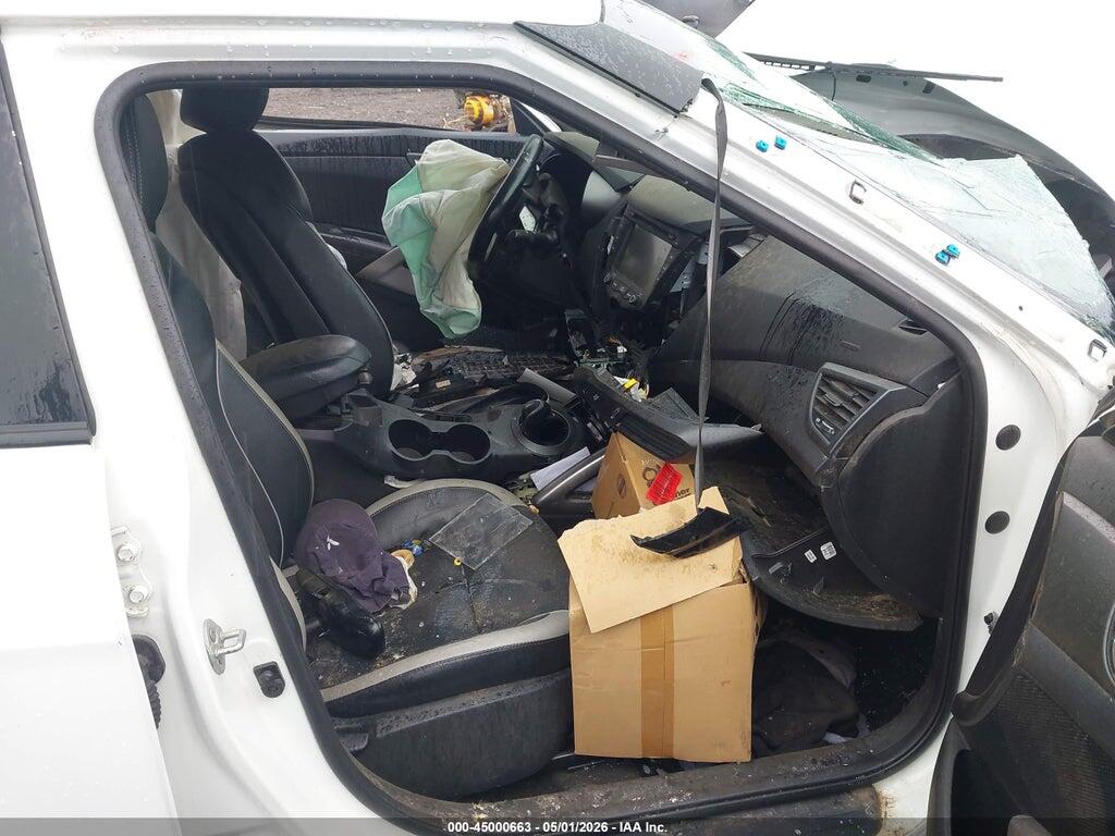 KMHTC6AE3FU235247 2015 HYUNDAI VELOSTER photo no. 5