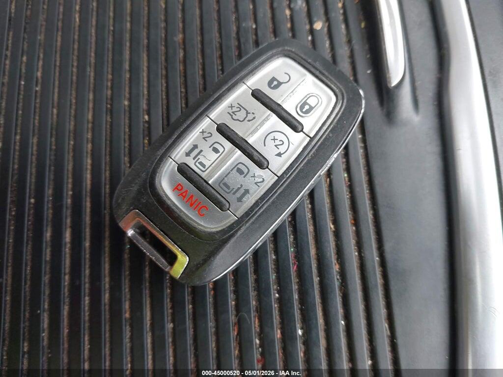 2C4RC1GG2LR156168 2020 CHRYSLER PACIFICA photo no. 11