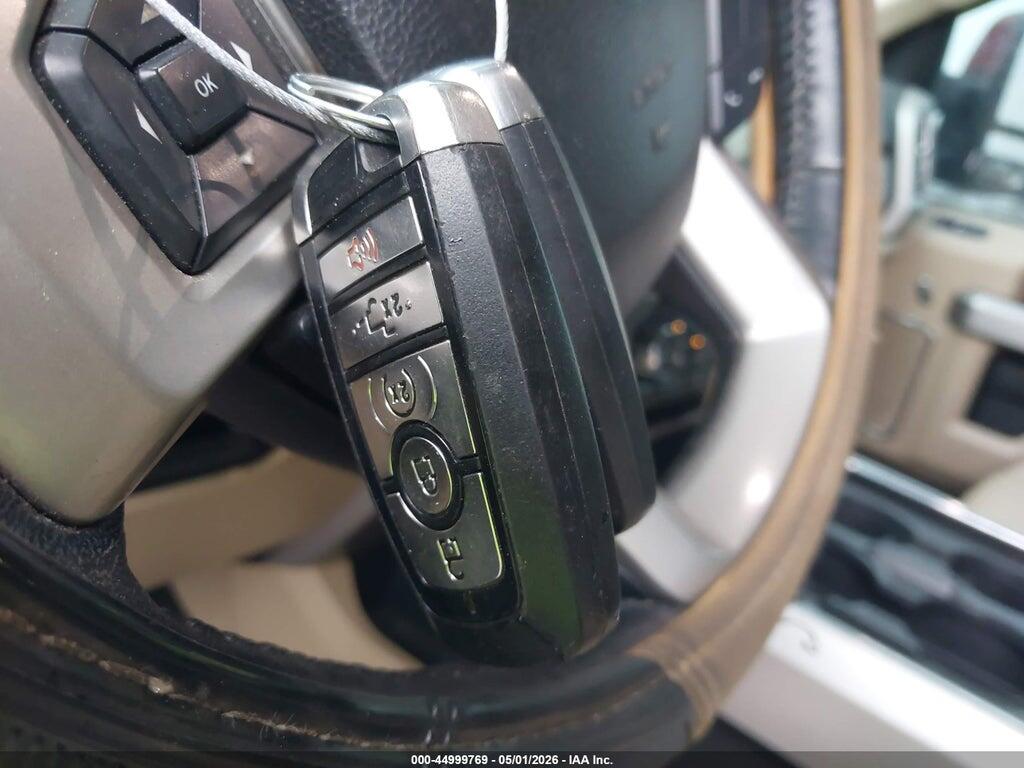 1FT7W2BT8HEF45605 2017 FORD F-250 photo no. 11