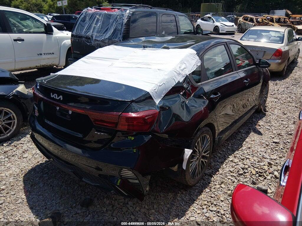 3KPF54AD8PE535678 2023 KIA FORTE photo no. 4