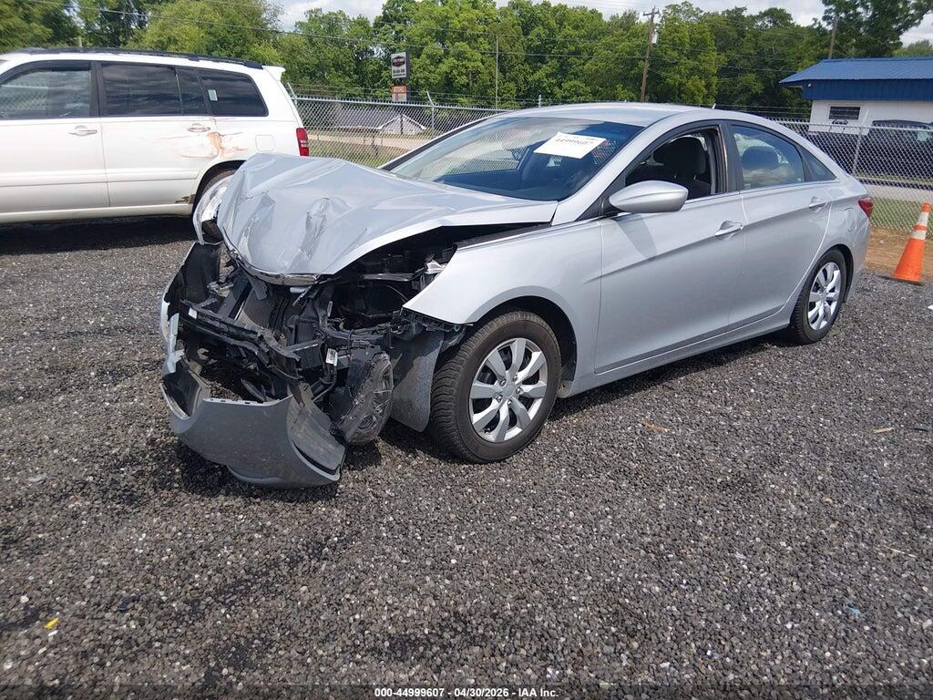 5NPEB4AC8CH367378 2012 HYUNDAI SONATA photo no. 2