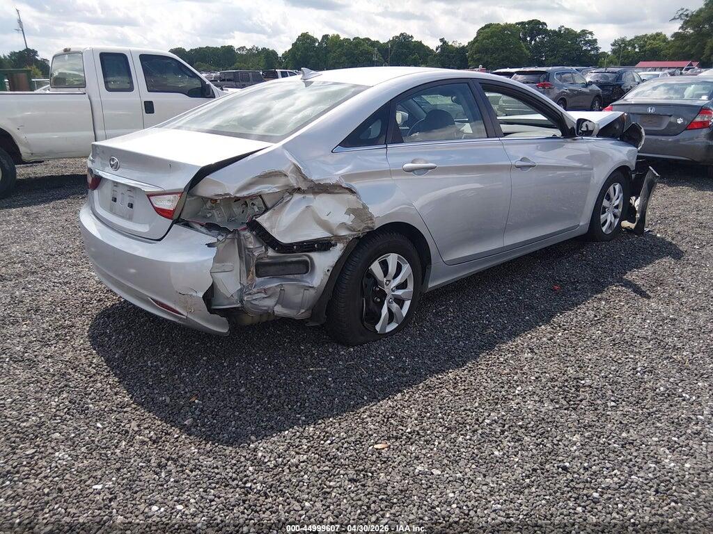 5NPEB4AC8CH367378 2012 HYUNDAI SONATA photo no. 4