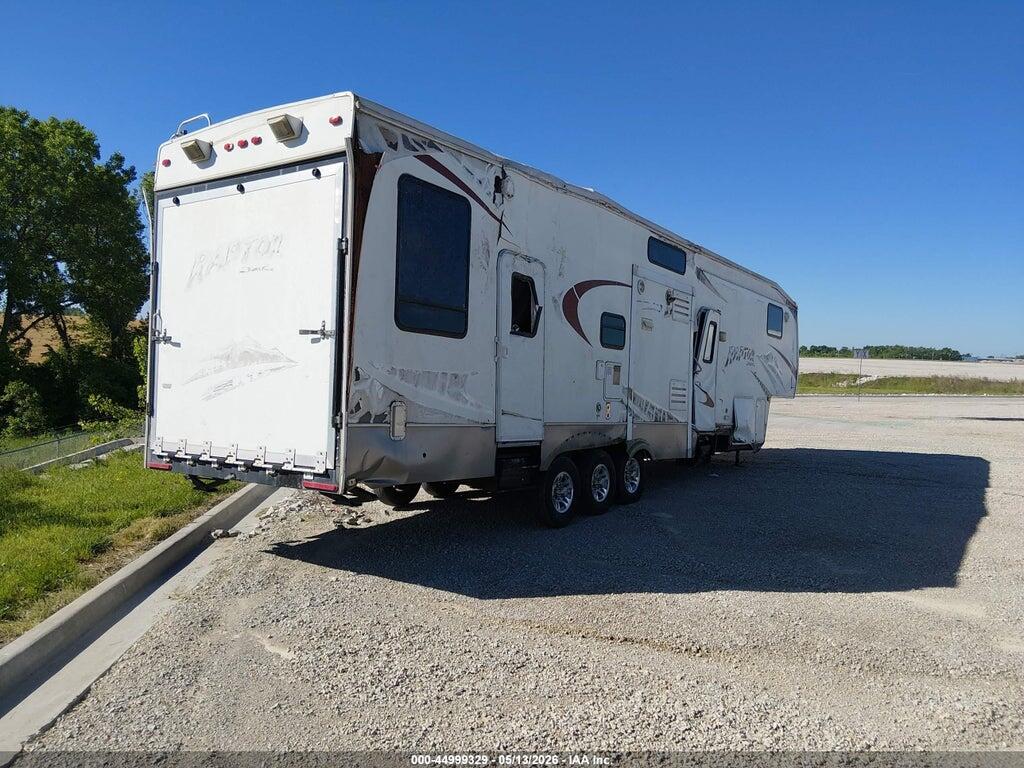 4YDF381218R801590 2008 KEYSTONE RAPTOR photo no. 4