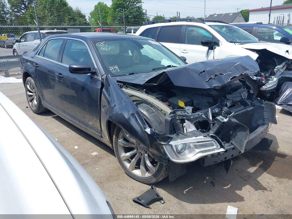 2C3CCAAG2HH538393 2017 CHRYSLER 300 photo no. 1