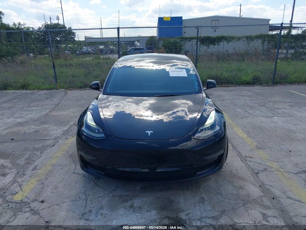 5YJ3E1EB8NF327270 2022 TESLA MODEL 3 photo no. 12