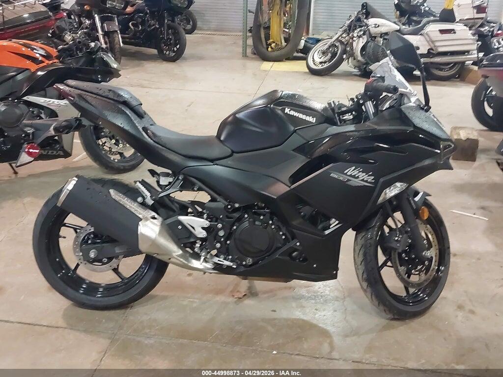 ML5EXGG19TDA91417 2026 KAWASAKI EX500 photo no. 12