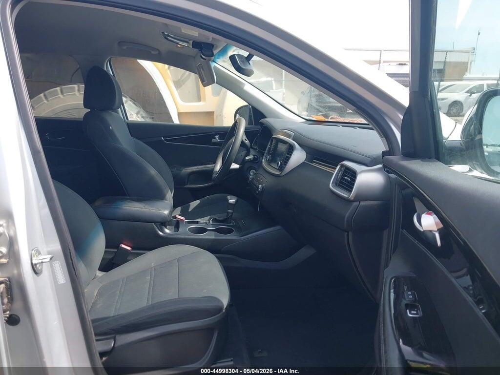 5XYPG4A36KG577638 2019 KIA SORENTO photo no. 5