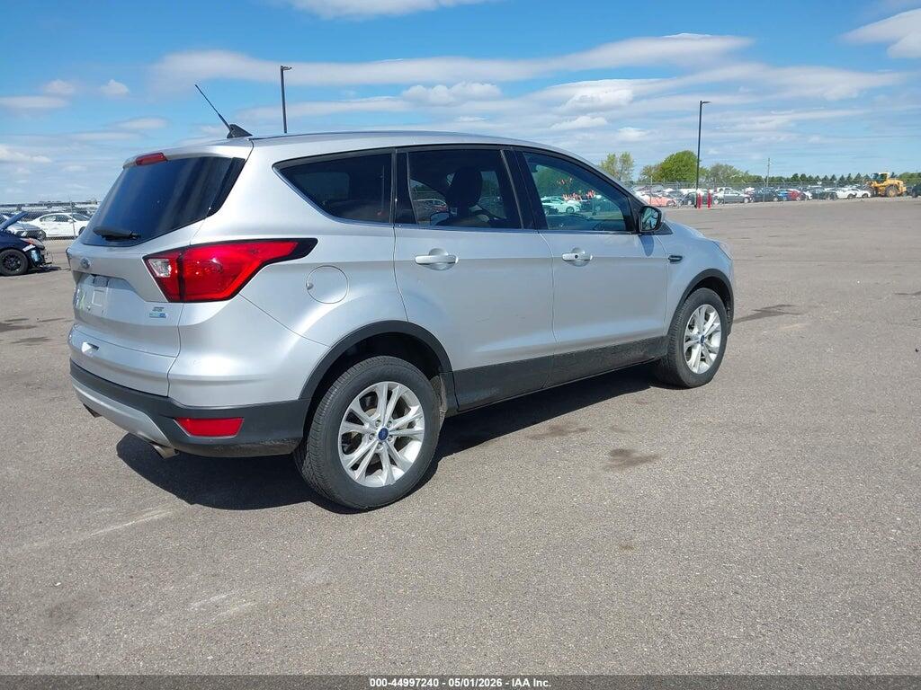 1FMCU9G91KUC08566 2019 FORD ESCAPE photo no. 4
