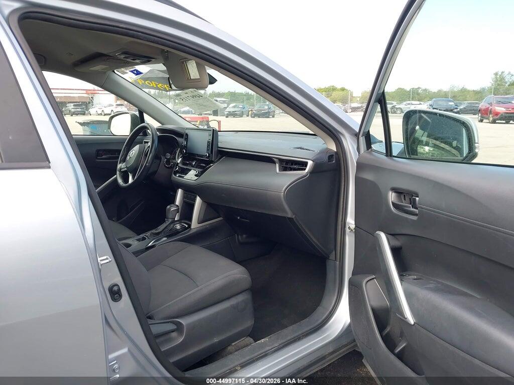 7MUCAABG1NV038048 2022 TOYOTA COROLLA CROSS photo no. 5