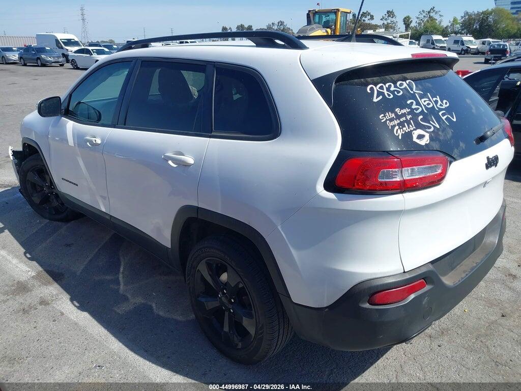 1C4PJLCB6JD533703 2018 JEEP CHEROKEE photo no. 3