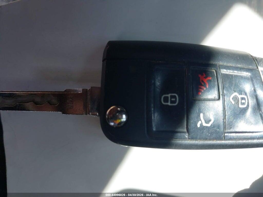 3VW447AU9GM034393 2016 VOLKSWAGEN GOLF GTI photo no. 11