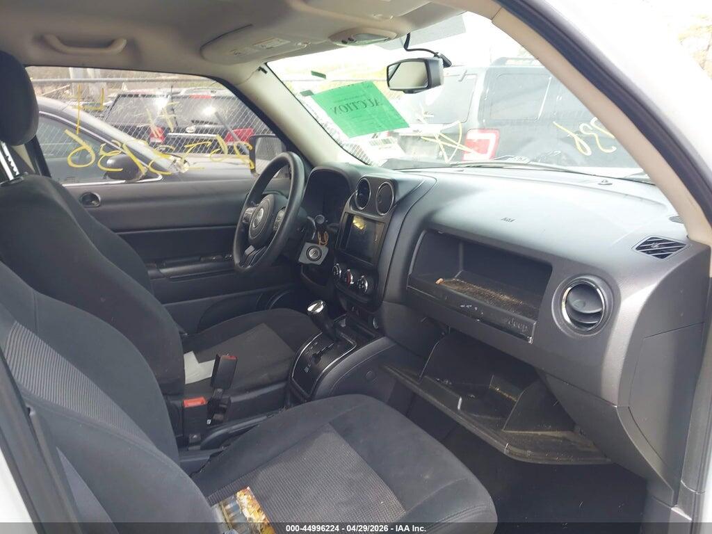 1C4NJRBB6HD142153 2017 JEEP PATRIOT photo no. 5
