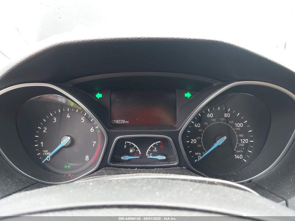 1FADP3J29HL326877 2017 FORD FOCUS photo no. 7