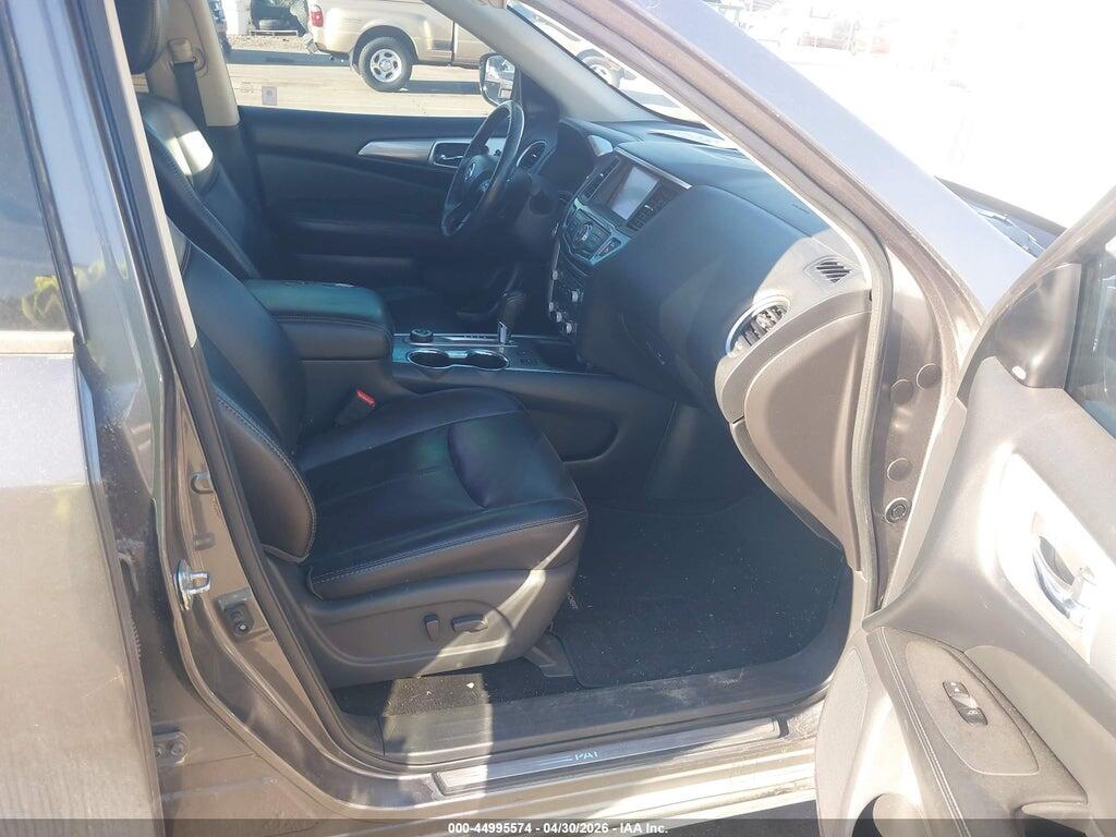 5N1DR2MM8HC677352 2017 NISSAN PATHFINDER photo no. 5