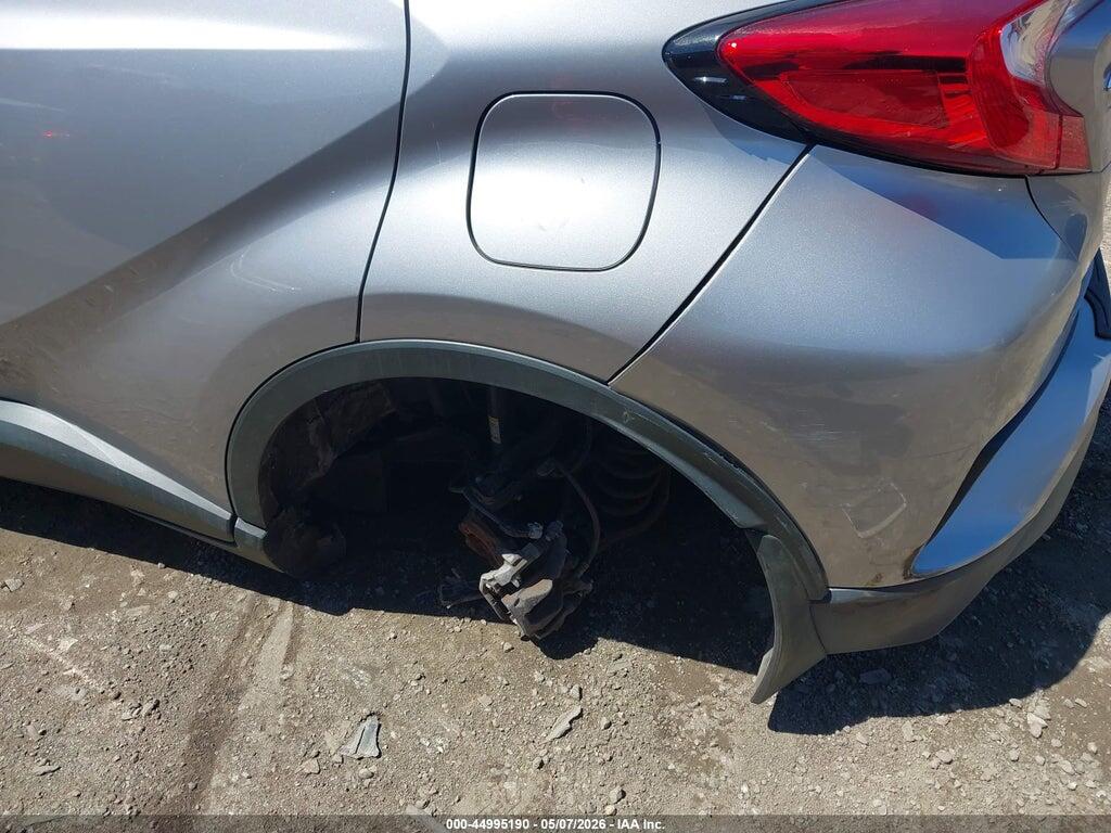 NMTKHMBXXLR113179 2020 TOYOTA C-HR photo no. 6