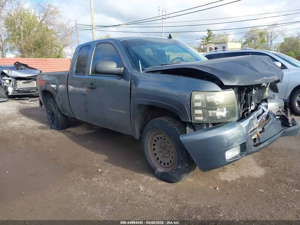 1GCRCSE01BZ259341 2011 CHEVROLET SILVERADO 1500 photo no. 1