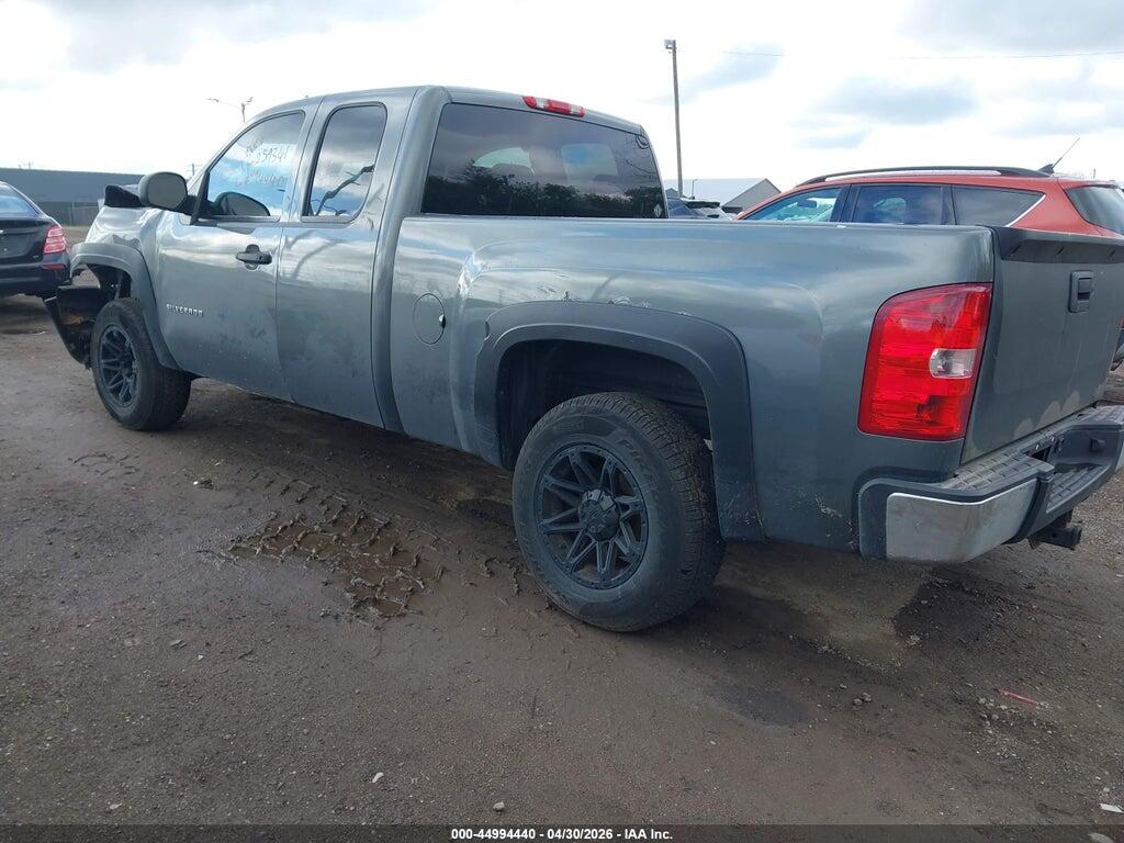 1GCRCSE01BZ259341 2011 CHEVROLET SILVERADO 1500 photo no. 3