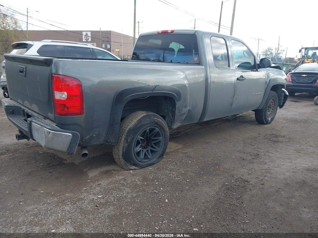 1GCRCSE01BZ259341 2011 CHEVROLET SILVERADO 1500 photo no. 4
