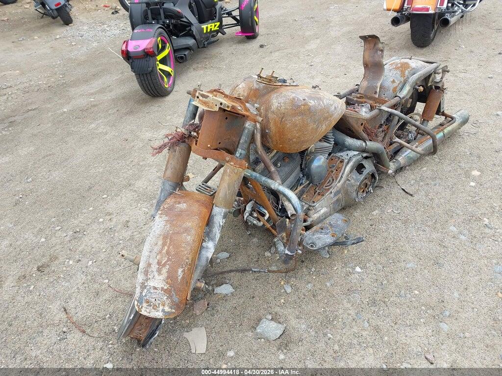 1HD1FMW181Y653137 2001 HARLEY-DAVIDSON FLHTPI photo no. 2