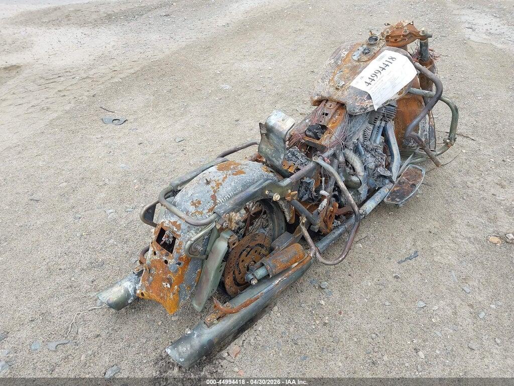 1HD1FMW181Y653137 2001 HARLEY-DAVIDSON FLHTPI photo no. 4