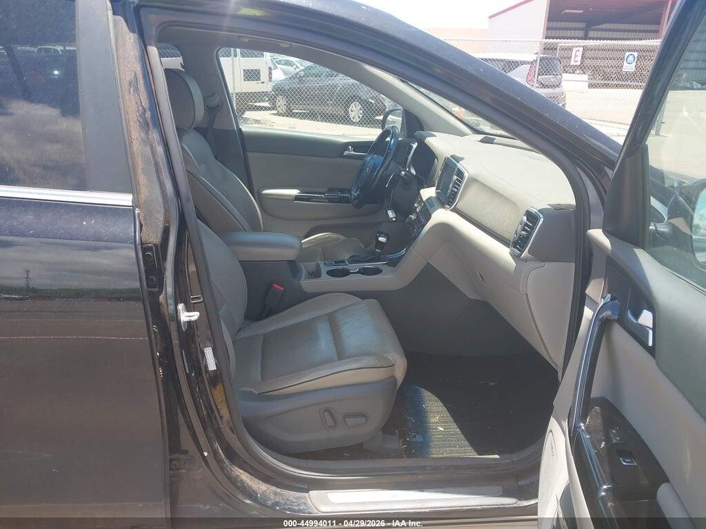 KNDPRCA61J7369628 2018 KIA SPORTAGE photo no. 5