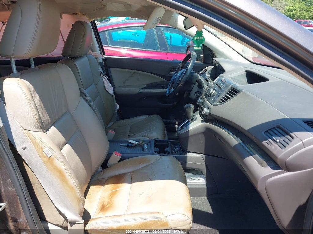 5J6RM4H78EL019643 2014 HONDA CR-V photo no. 5