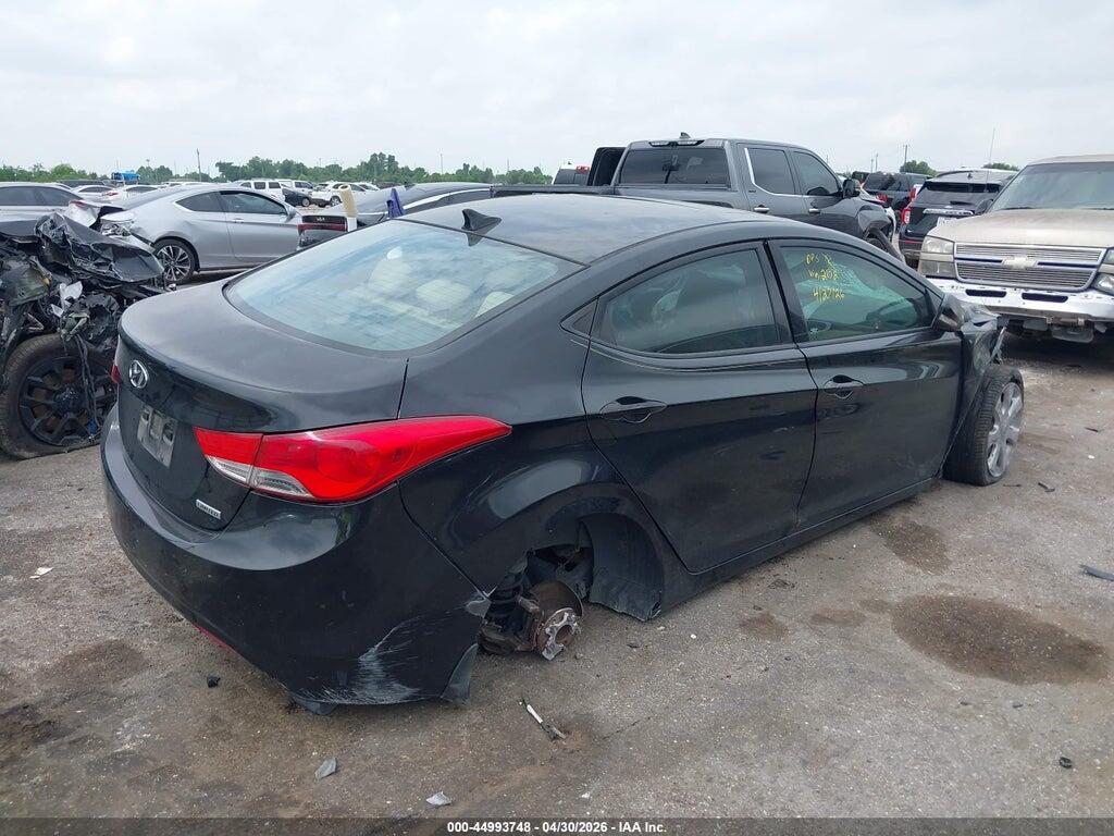 5NPDH4AE0DH432172 2013 HYUNDAI ELANTRA photo no. 4