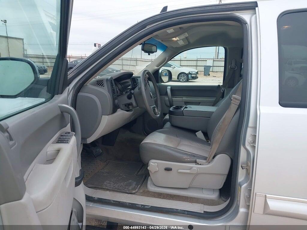 3GCPCSE02DG379756 2013 CHEVROLET SILVERADO 1500 photo no. 5