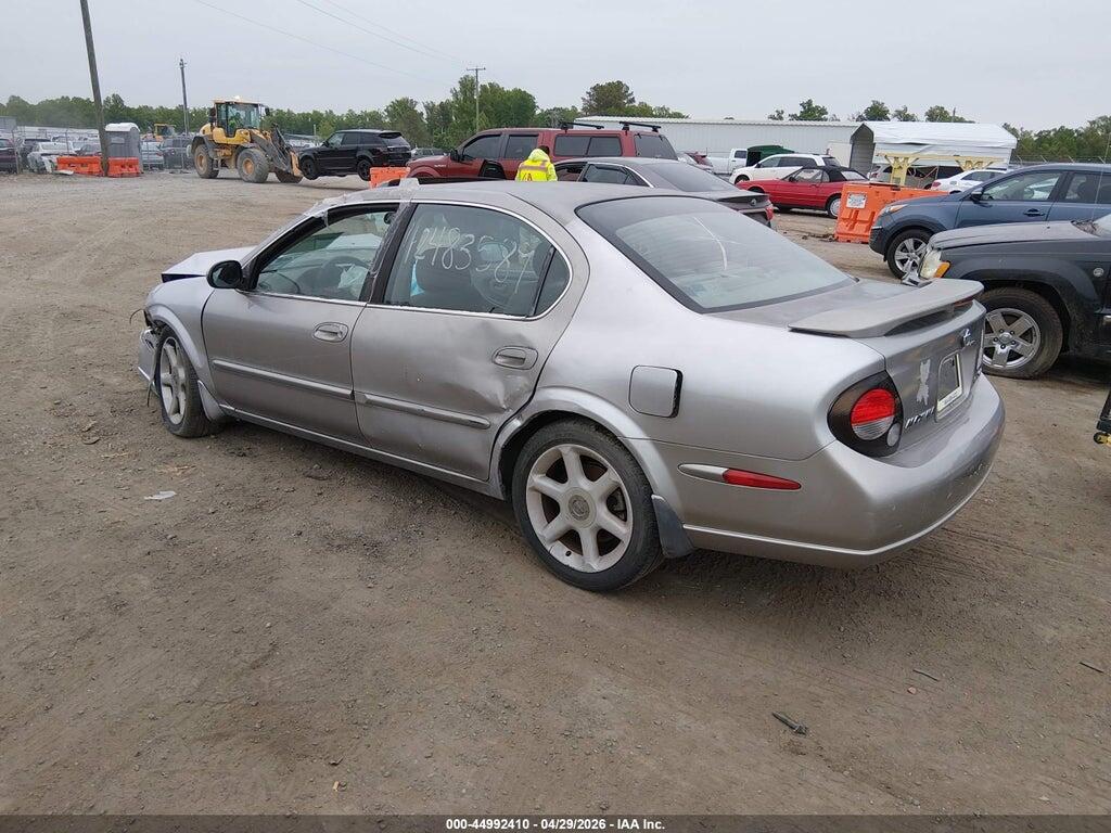 JN1CA31DXYT558934 2000 NISSAN MAXIMA photo no. 3