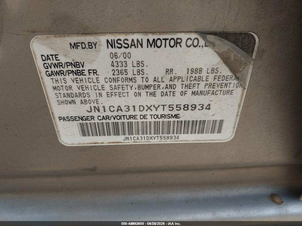 JN1CA31DXYT558934 2000 NISSAN MAXIMA photo no. 9