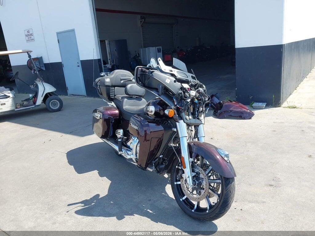 56KTKABBXN3408159 2022 INDIAN MOTORCYCLE CO. ROADMASTER photo no. 1