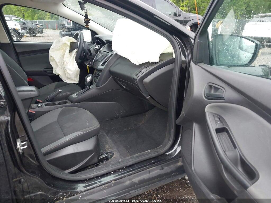 1FAHP3K21CL318913 2012 FORD FOCUS photo no. 5