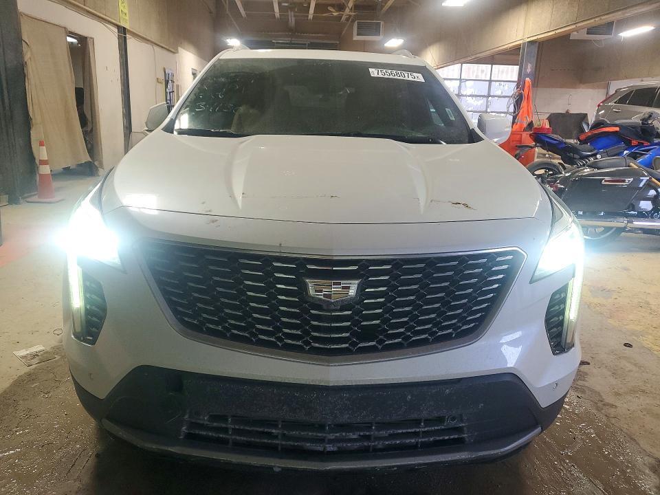 2022 CADILLAC XT4 PREMIUM LUXURY — Фото 5 из 13