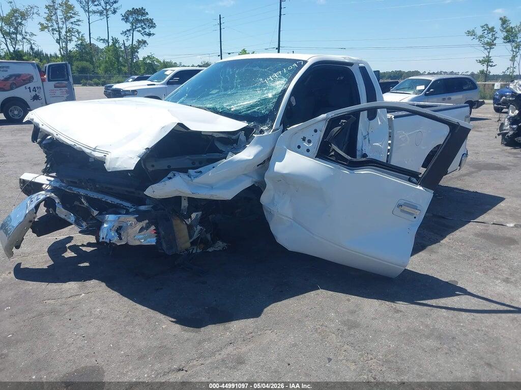 1FTMF1CM2BKD57546 2011 FORD F-150 photo no. 2