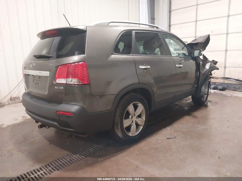 5XYKUDA28DG394271 2013 KIA SORENTO photo no. 4