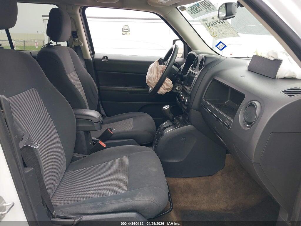 1C4NJPBAXHD136691 2017 JEEP PATRIOT photo no. 5
