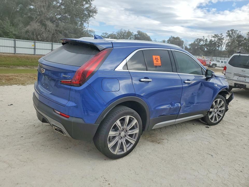 2022 CADILLAC XT4 PREMIUM LUXURY — Фото 3 из 13