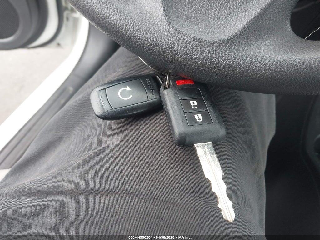 ML32F3FJXHHF08634 2017 MITSUBISHI MIRAGE G4 photo no. 11