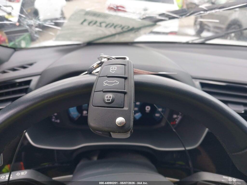 WA1DECF36R1046682 2024 AUDI Q3 photo no. 11