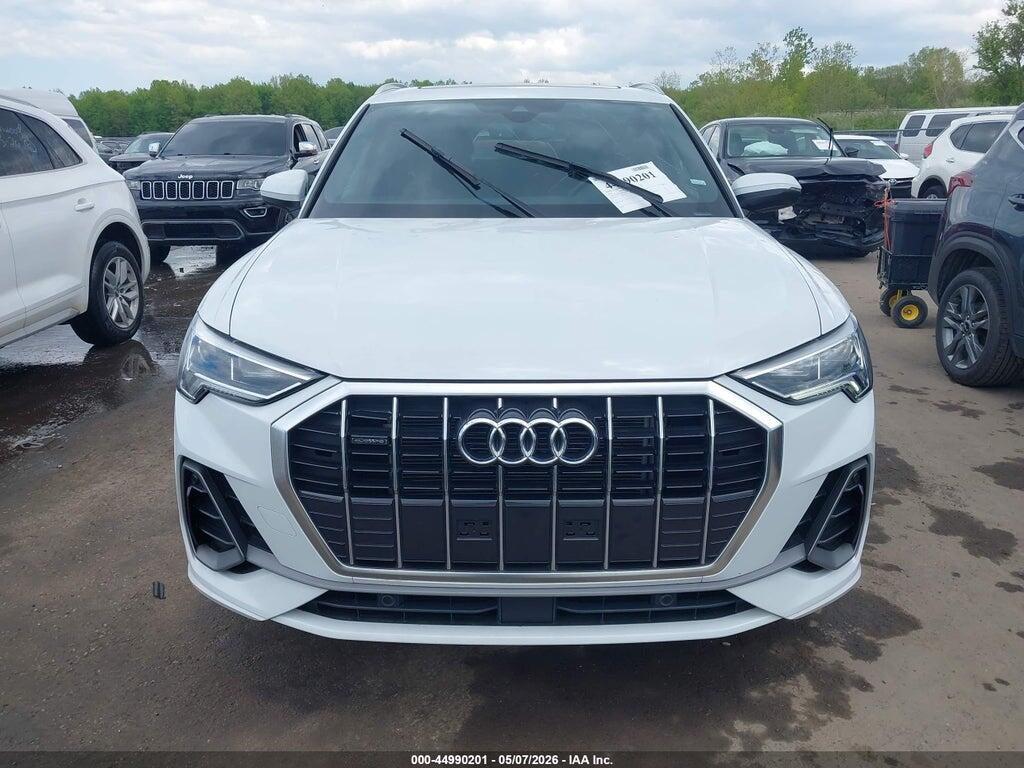 WA1DECF36R1046682 2024 AUDI Q3 photo no. 12