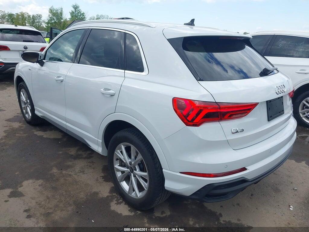 WA1DECF36R1046682 2024 AUDI Q3 photo no. 3