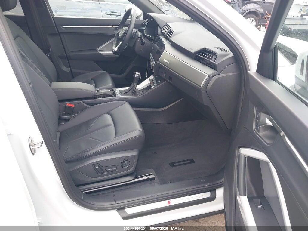 WA1DECF36R1046682 2024 AUDI Q3 photo no. 5